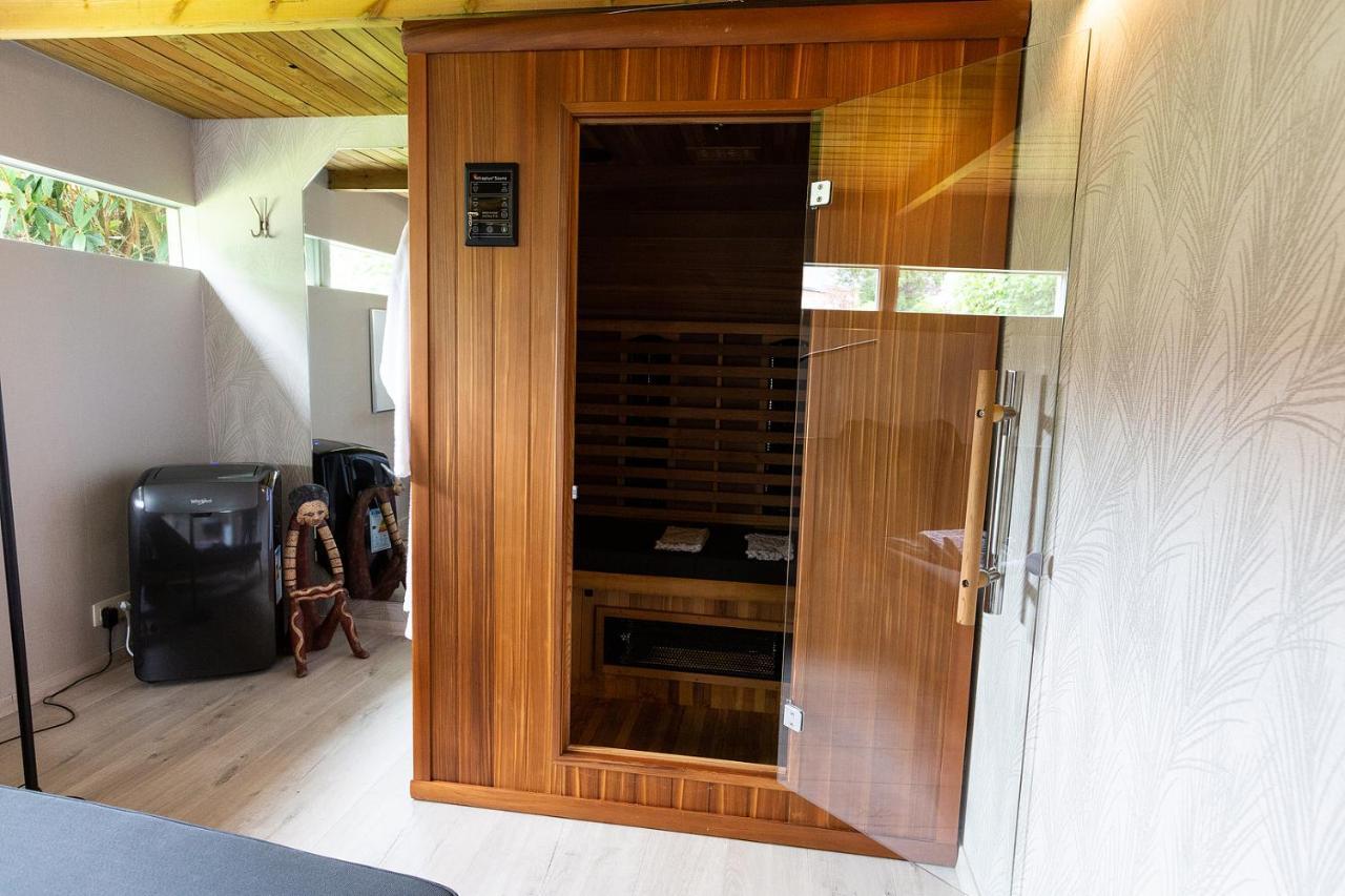 Bed 'N Blues **** Villa Halen Bagian luar foto